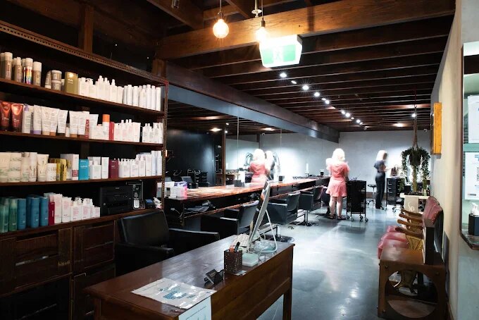 Inside Cutters His & Hers, Forest Hill